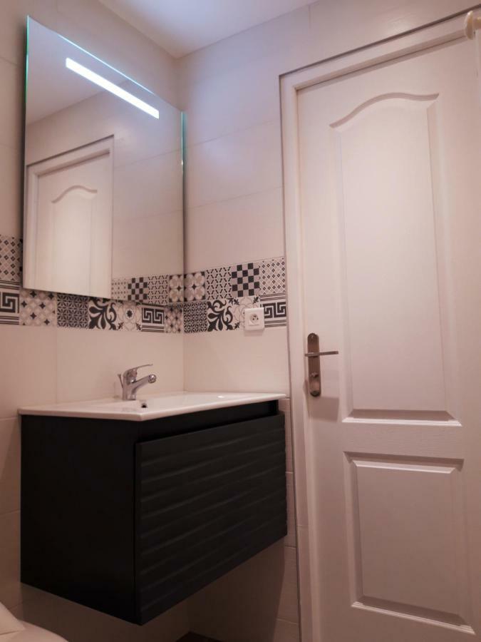 Aunay-sous-Auneau Le Gite Du Presbytere, Deco Vintage Bistrot & Velo ! المظهر الخارجي الصورة